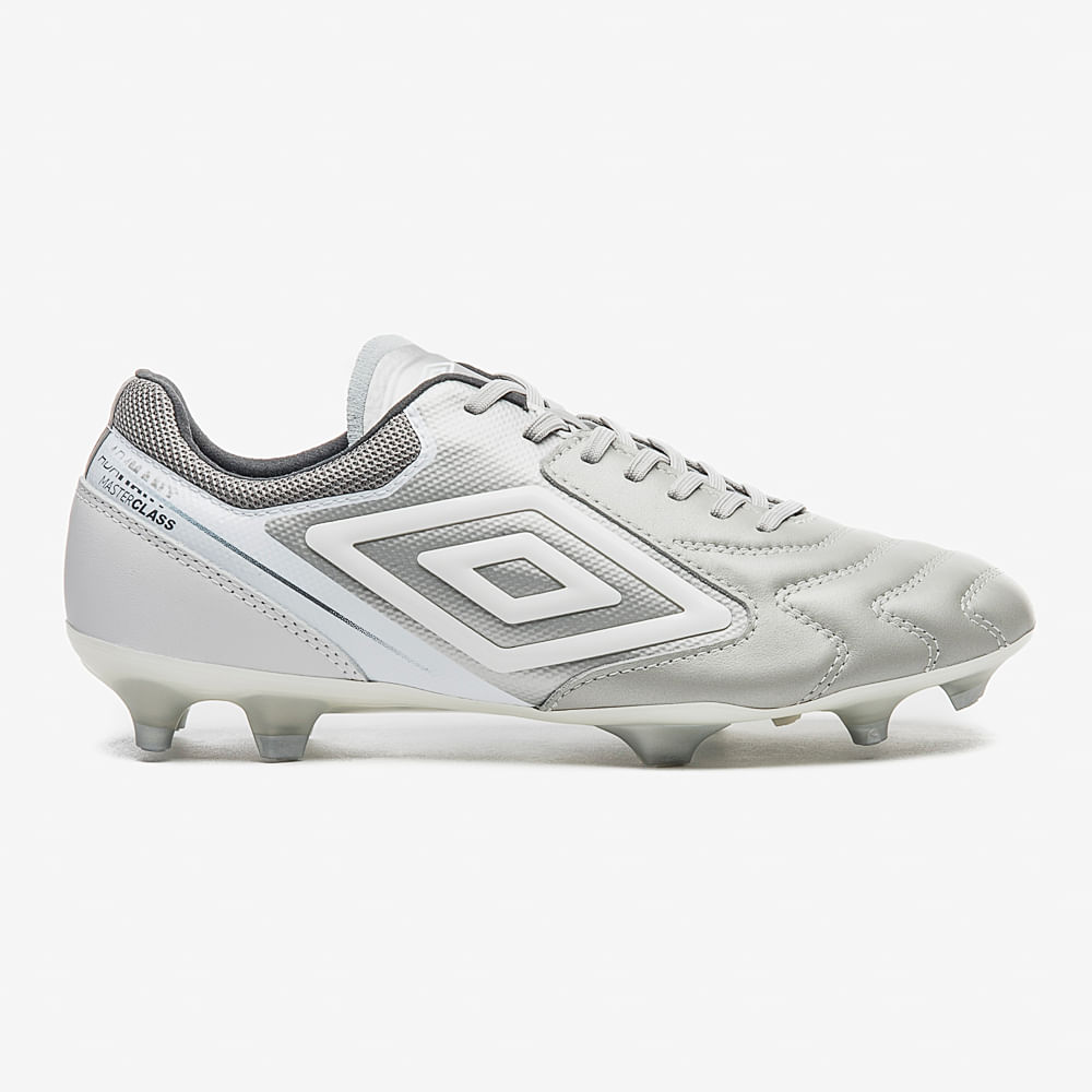 Chuteira Campo Umbro Adamant Master Class Pro