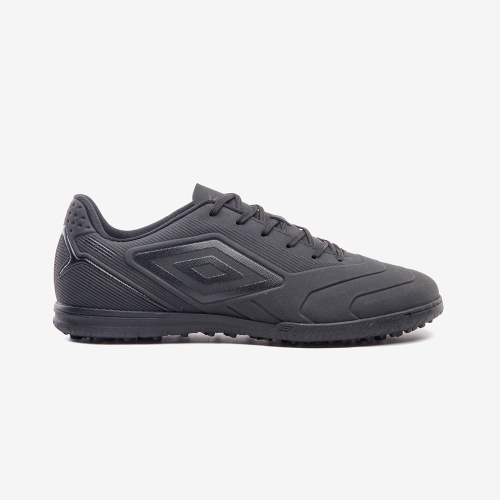 Chuteira Society Umbro Attak Iii