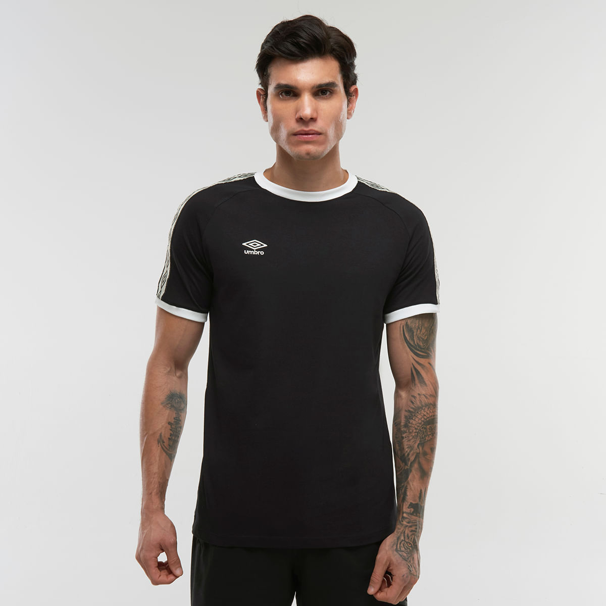 Camiseta Masculina Umbro Tape F.C.