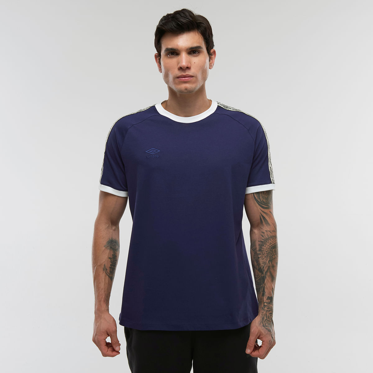 Camiseta Masculina Umbro Tape F.C.