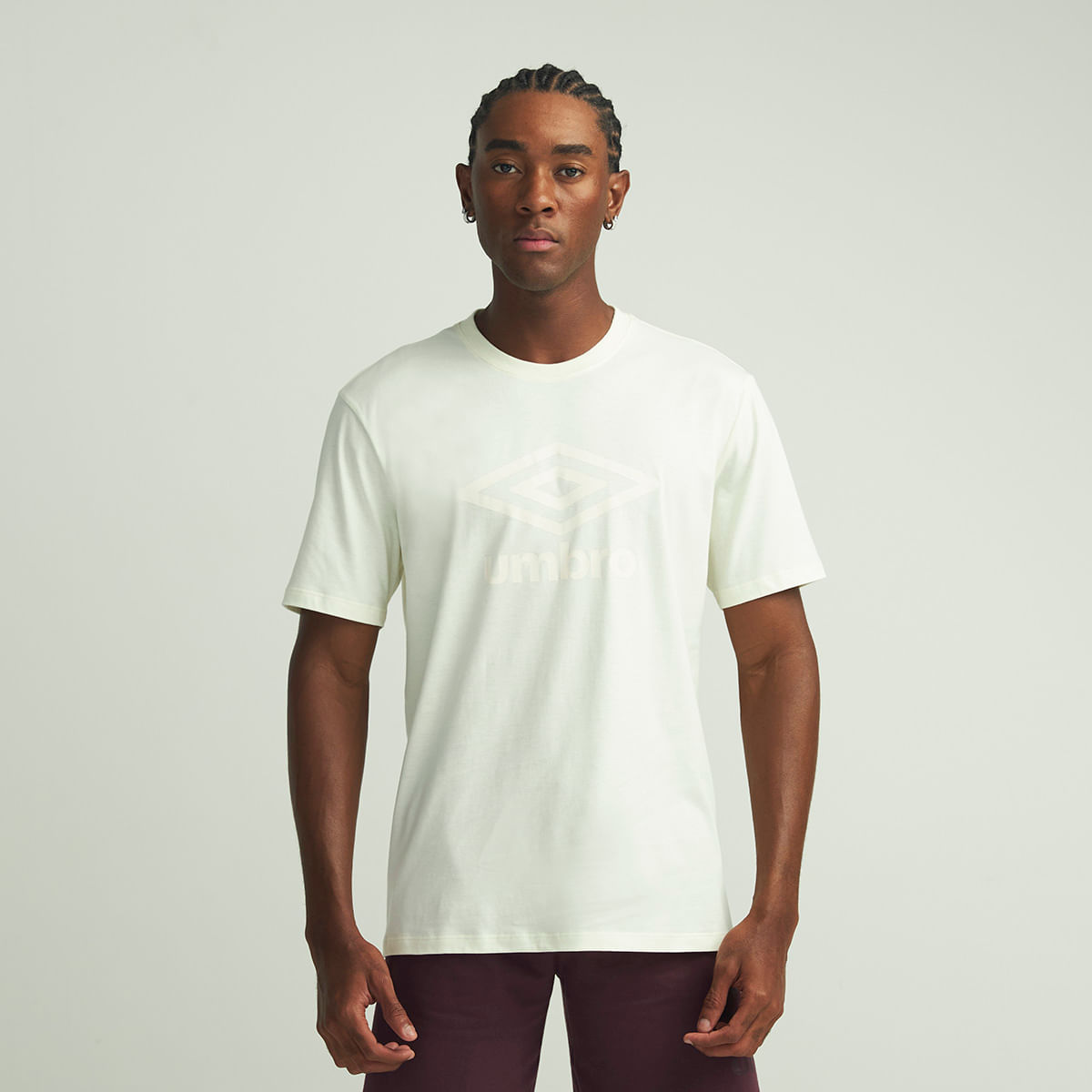 Camiseta Masculina Umbro Essential Comfy