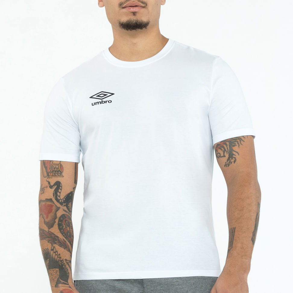 Camiseta Masculina Umbro Essential